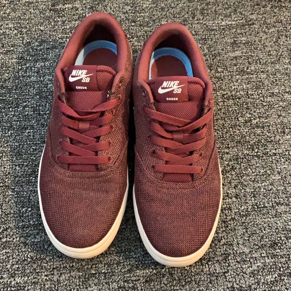 Nike SB Checks